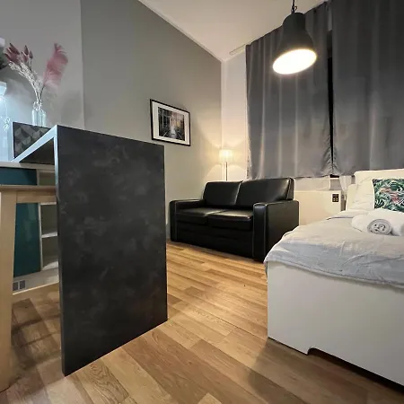 Przy Alejach Apartment *